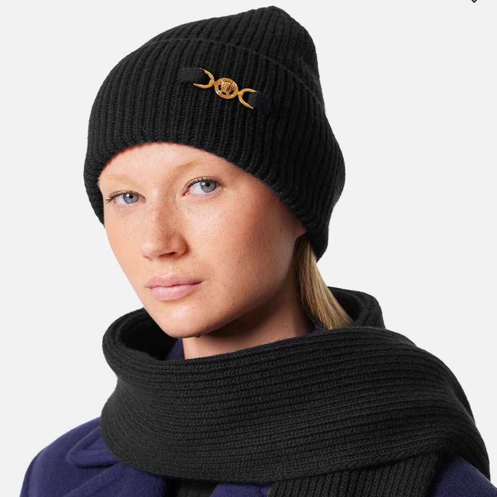 Versace ‘95 Knit Beanie - Picture 4 of 5